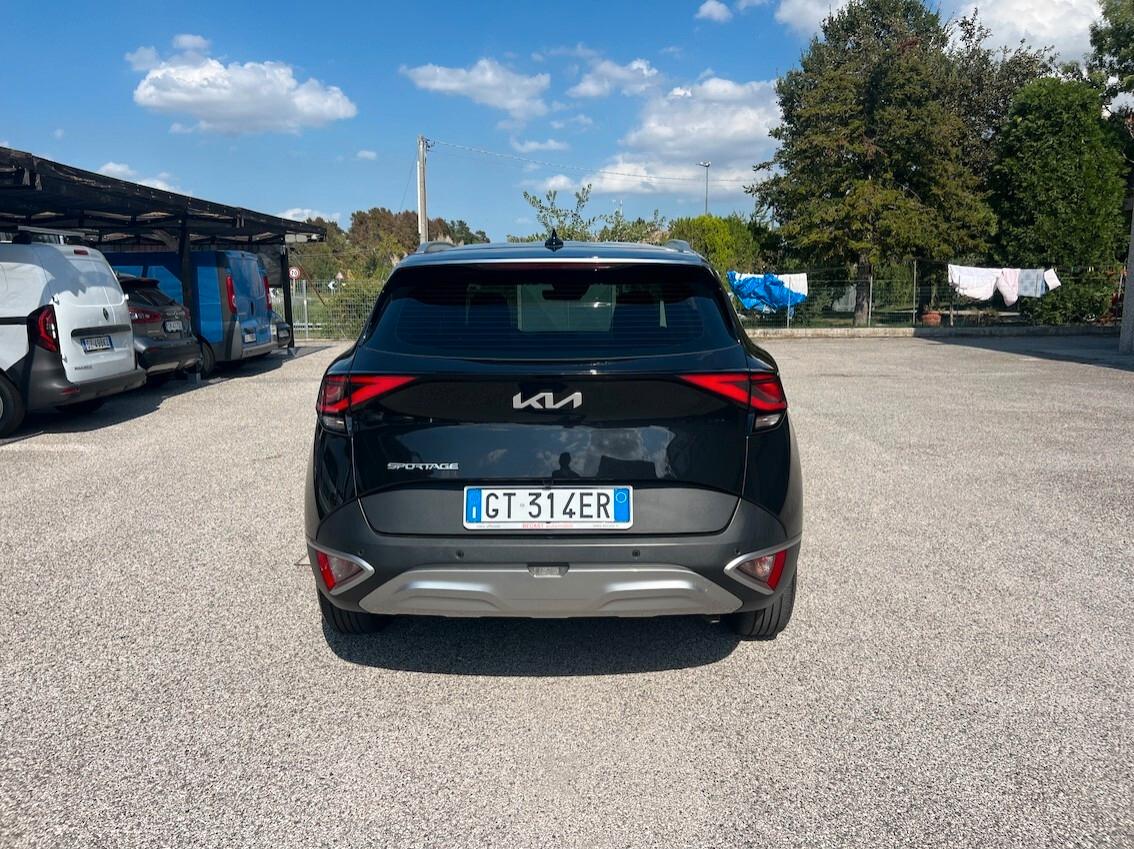 Kia Sportage 1.6 crdi mhev Business dct - Fari Led Navigatore Retrocamera