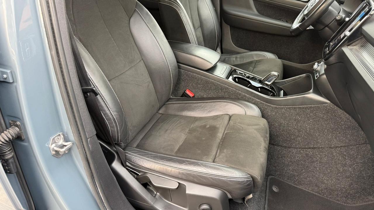 Volvo XC40 D3 R-design