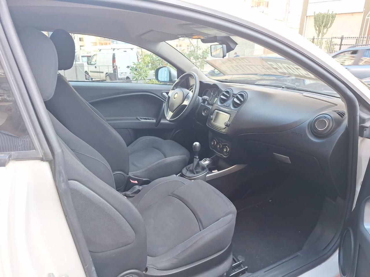 Alfa Romeo MiTo 1.3 JTDm 85 CV S&S Distinctive