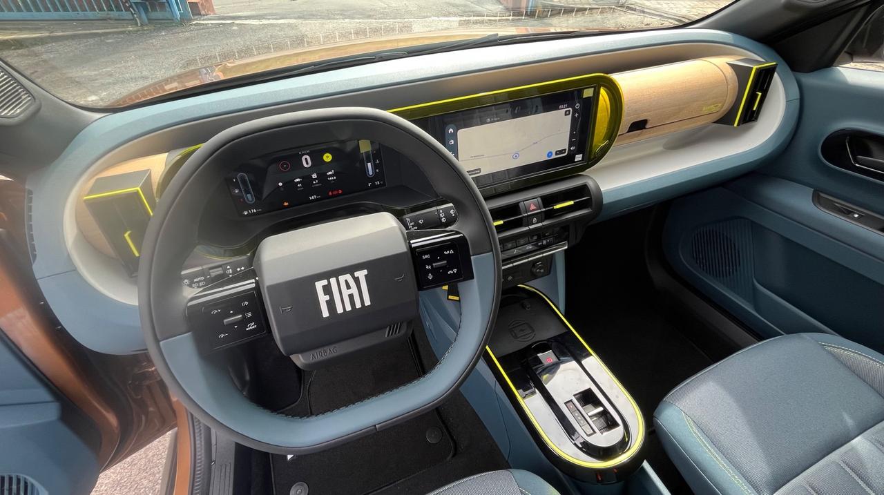 Fiat Grande Panda 1.2 Hybrid 110 CV S&S La Prima