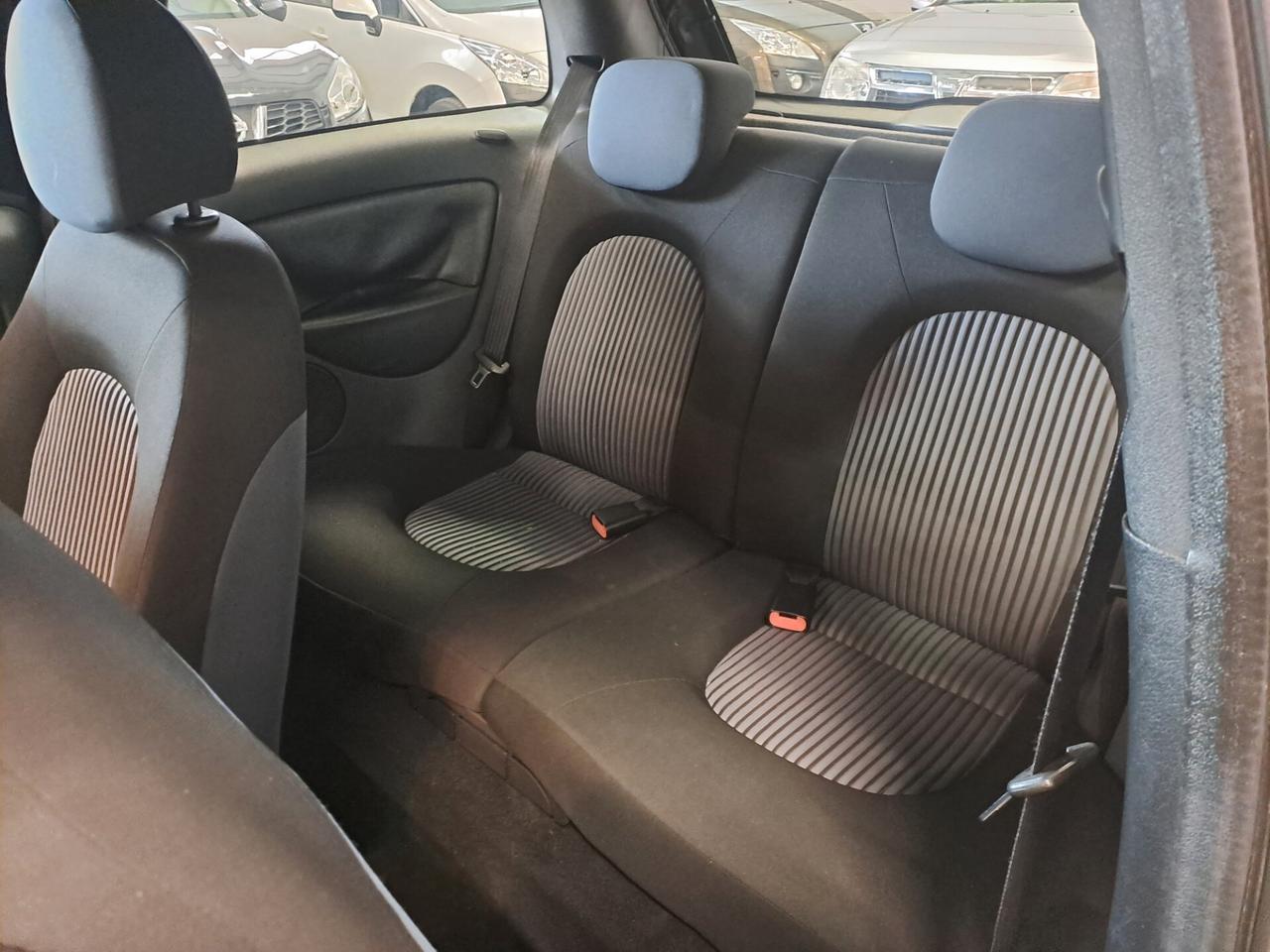 Lancia Ypsilon 1.2 Platino
