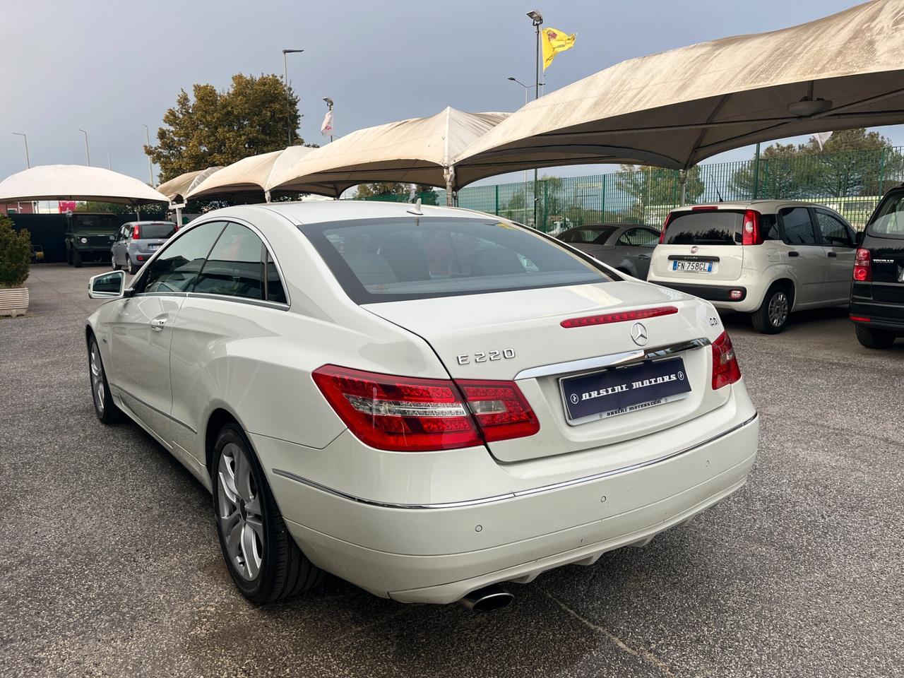 Mercedes-benz E 220 200 CDI Sport
