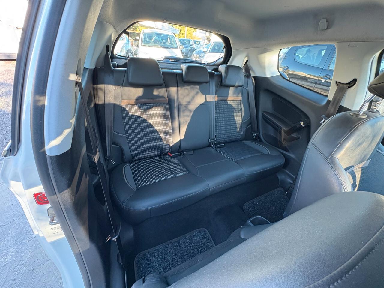 Peugeot 208 Gt-Line 1.6 e-HDi 115 CV