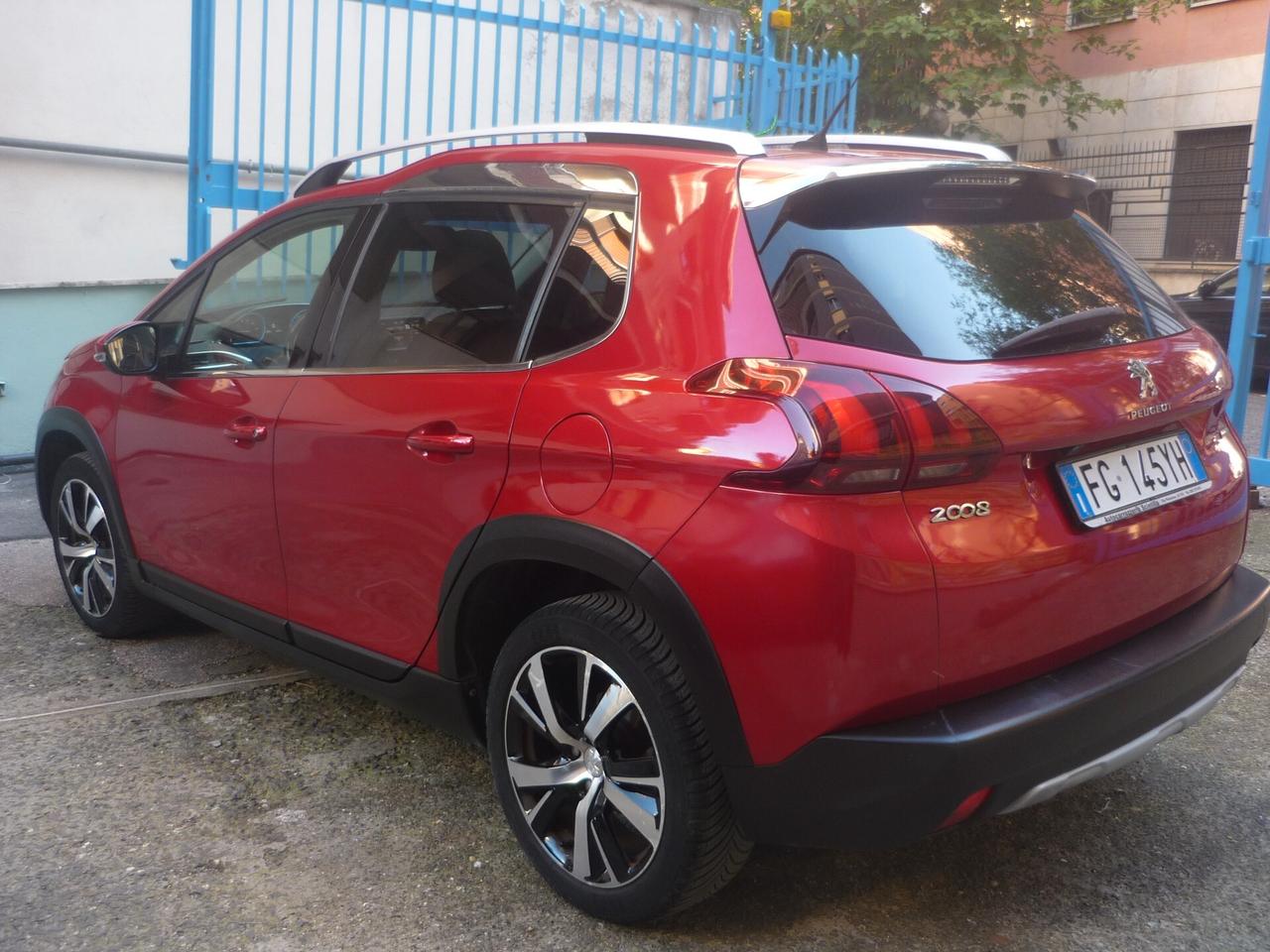 Peugeot 2008 PureTech 82 Allure