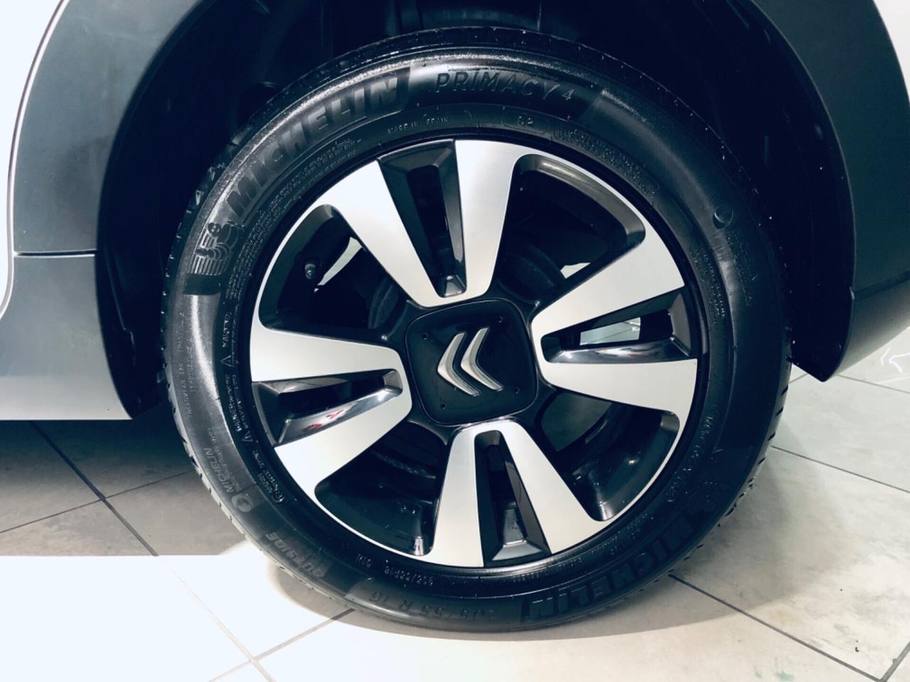 Citroen C3 1.2 83cv S&S Shine tetto nero