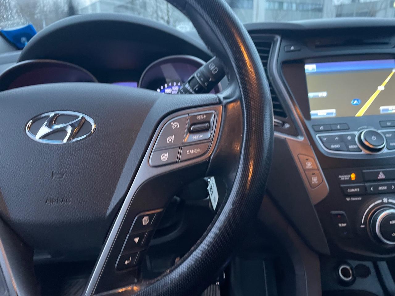 Hyundai Santa Fe 2.2 CRDi 4WD *Automatik*Pelle*Nqvi*