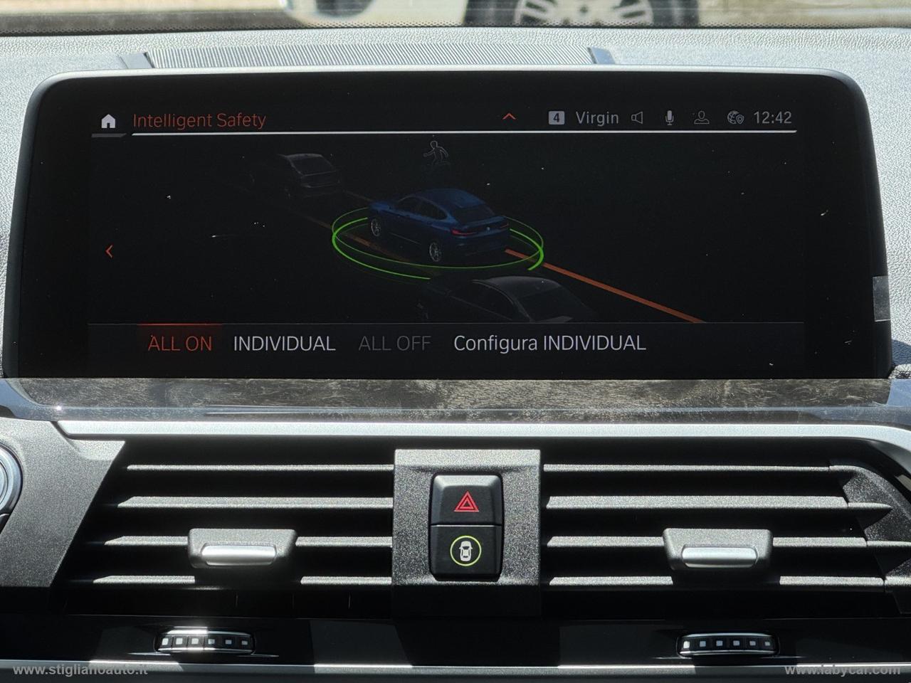 BMW X4 xDrive20d xLine MY 19 Head up display