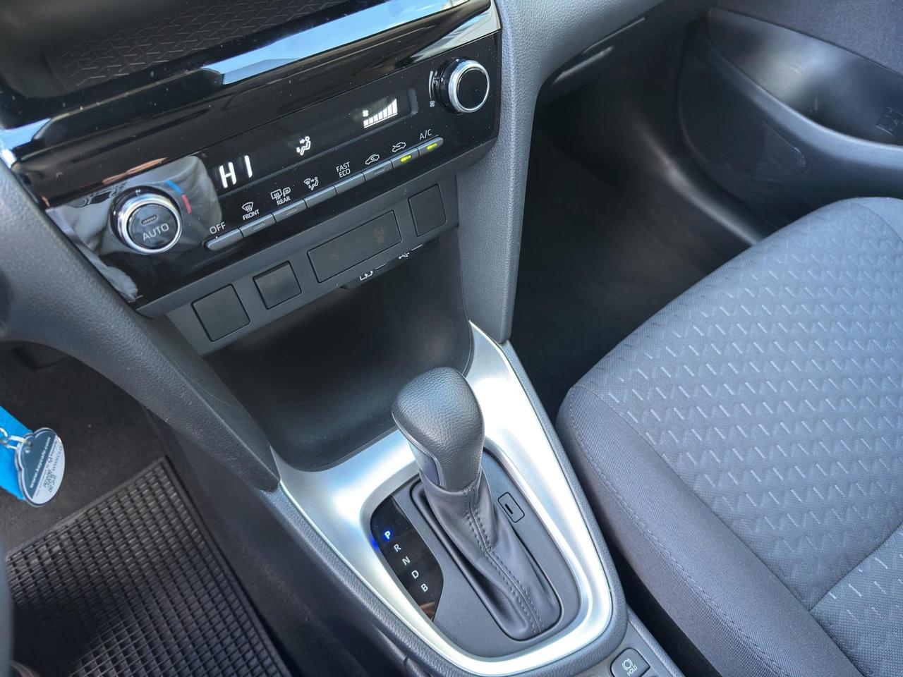 Toyota Yaris Cross 1.5h Active fwd 115cv e-cvt