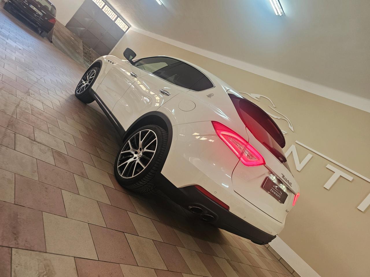 Maserati Levante V6 Diesel 275 CV AWD Gransport