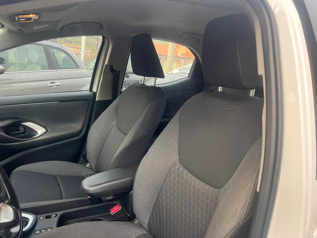 Toyota Yaris 1.5h Business
