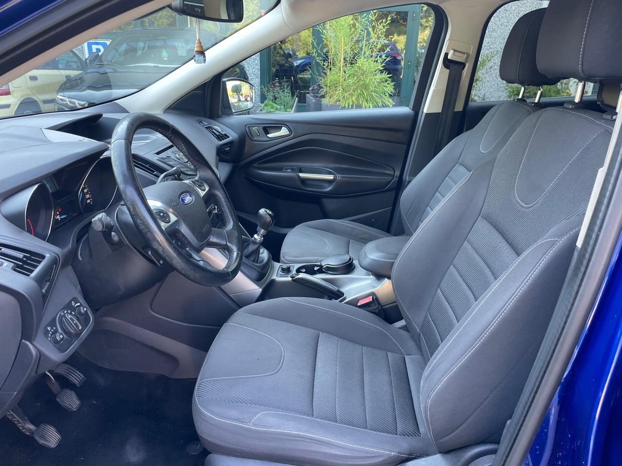 Ford Kuga 2.0 TDCI 140 CV 2WD*Neopatentati*Cerchi*