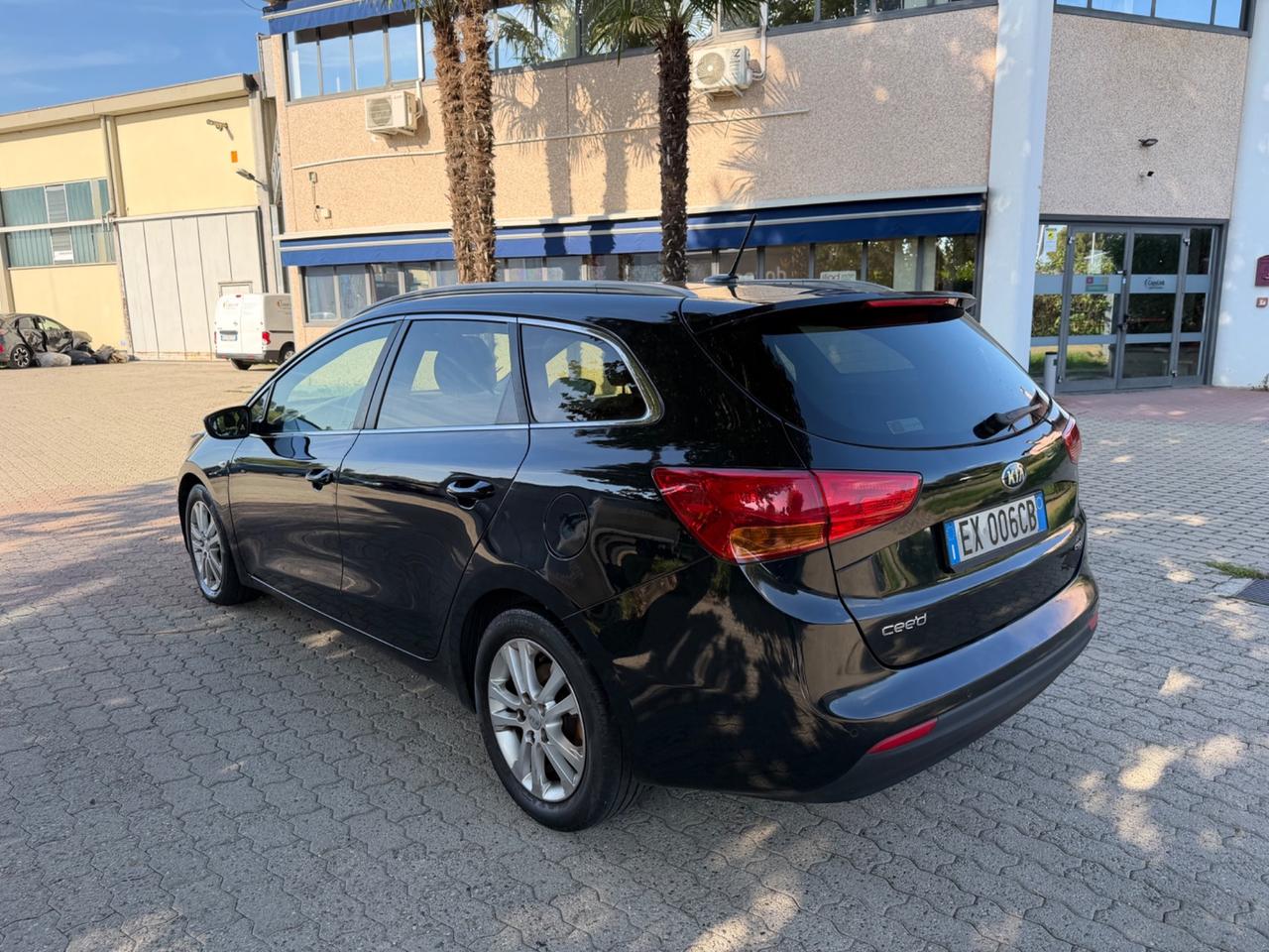 Kia Ceed cee'd 1.6 diesel 110CV 2014