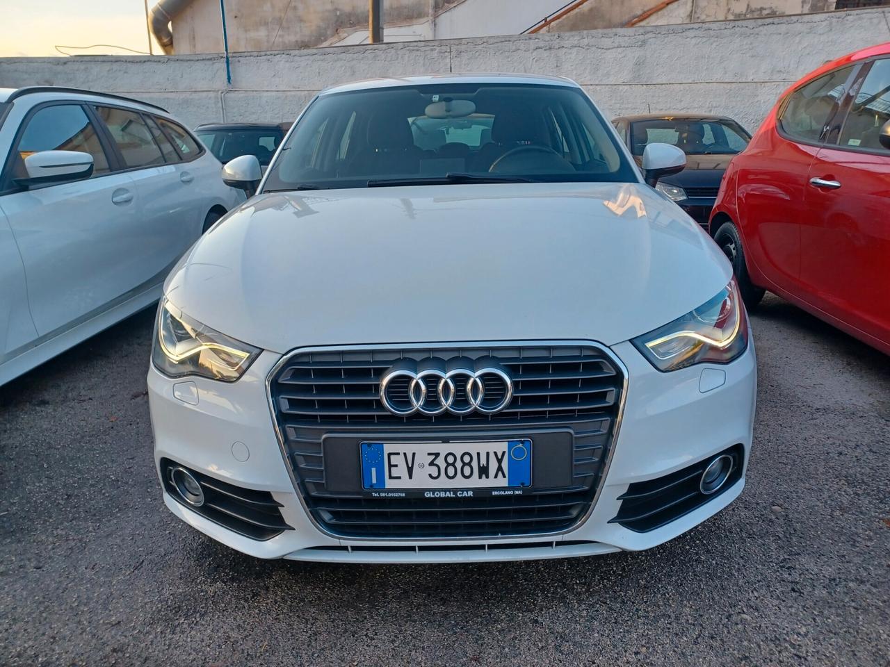 Audi A1 SPORTBACK 1.6 TDI S TRONIC LED BIXENO PDC