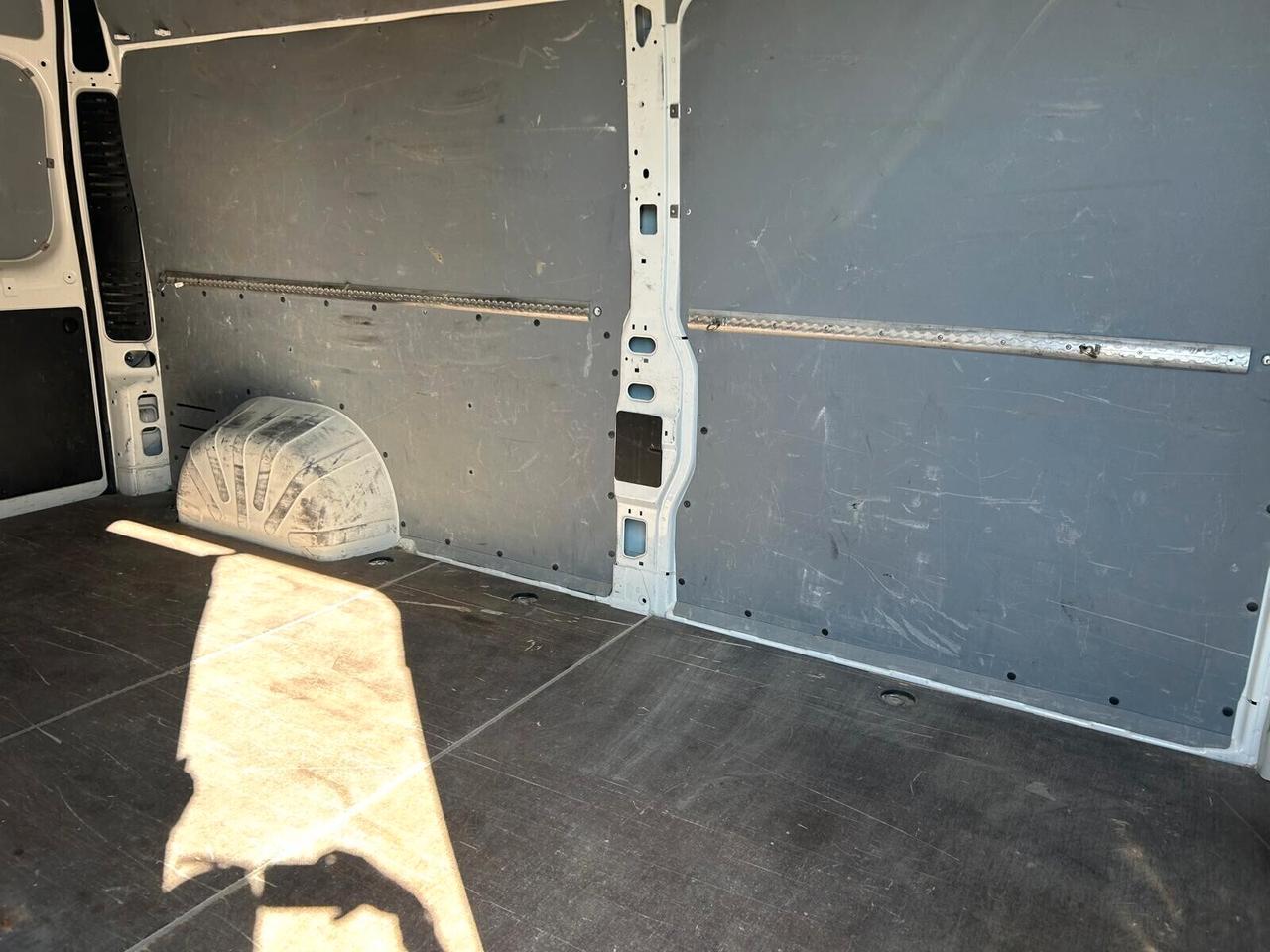 Peugeot Boxer 335 2.2 BlueHDi PL-TM L3 H2 SPOTICAR