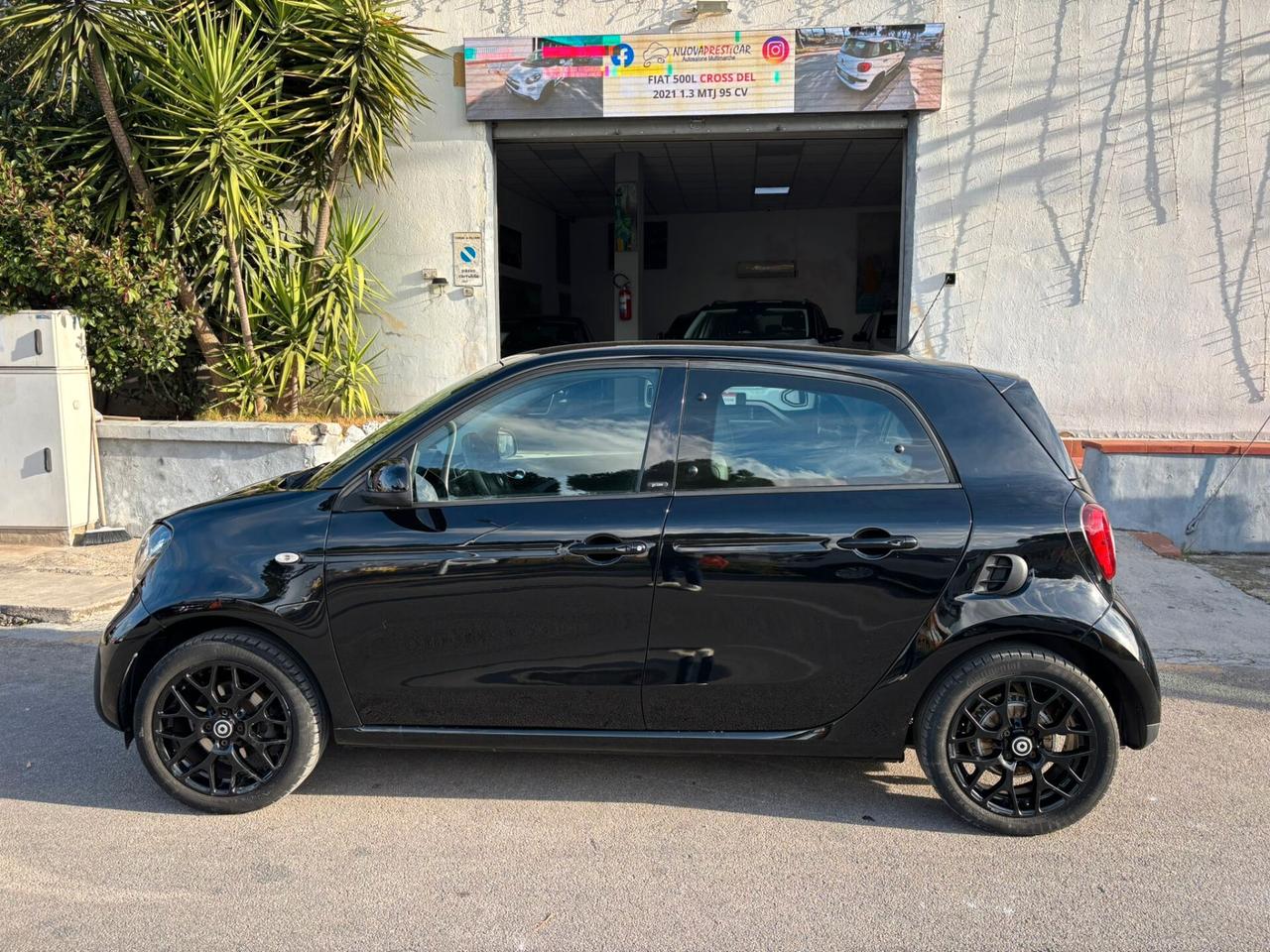 Smart ForFour 1.0
