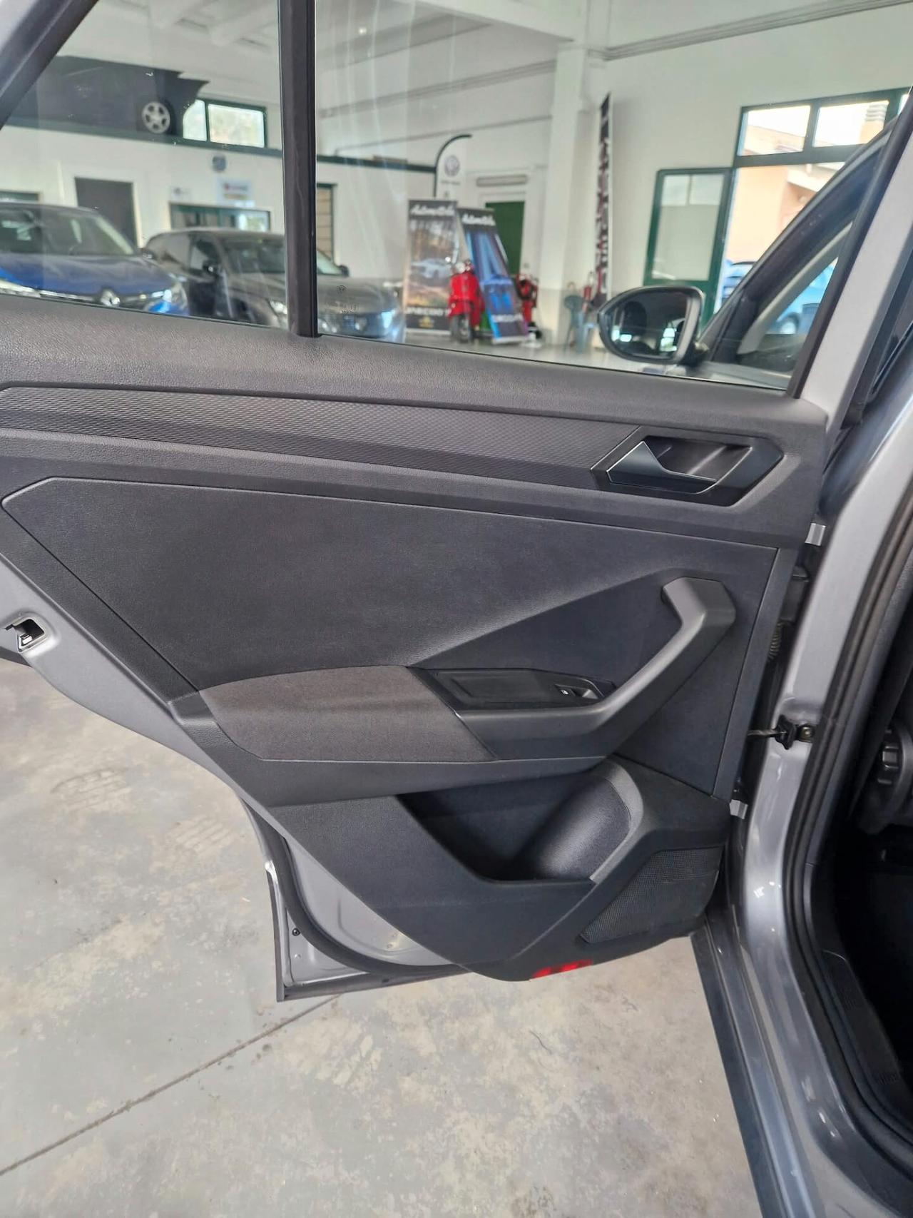 Volkswagen T-Roc 2.0 TDI SCR 150 CV DSG Life