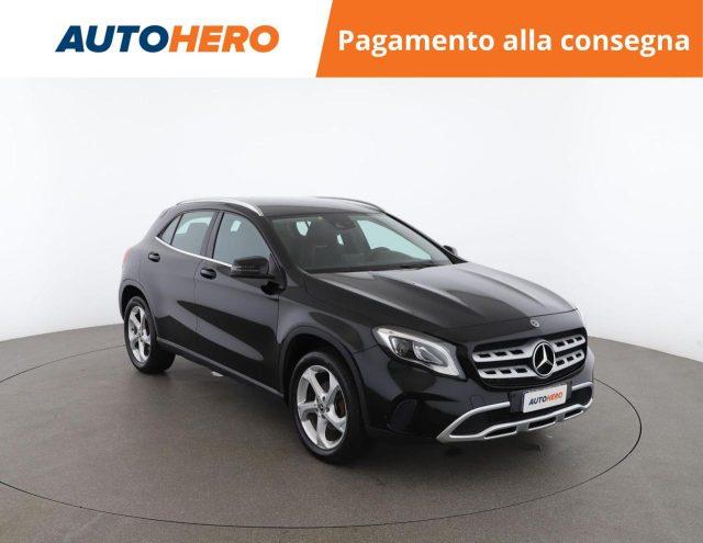 MERCEDES-BENZ GLA 180 d Sport