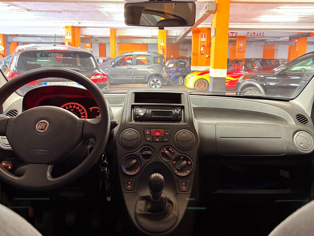 BELLISSIMA FIAT PANDA CON SOLI 71.817 KM