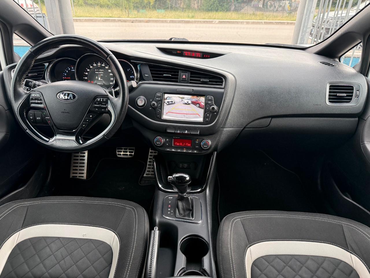 CEE'D GT-LINE AUTOMATICA 1.6 DIESEL 136CV 2016 174.500KM