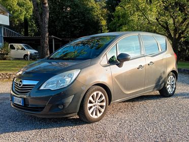 Opel Meriva 1.4t Cosmo Gpl-tech