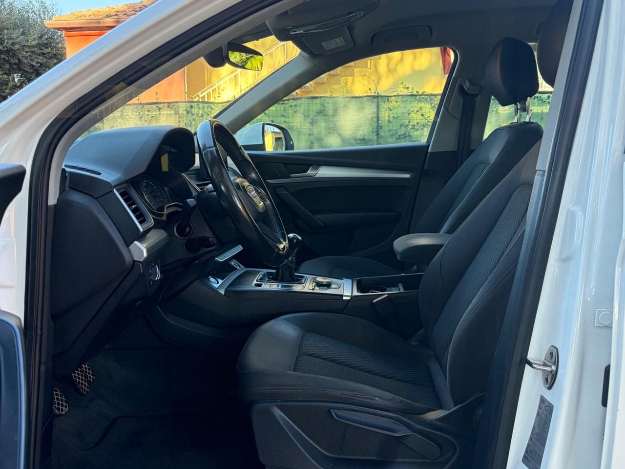 Audi Q5 2.0 TDI 150 CV Design euro 6B
