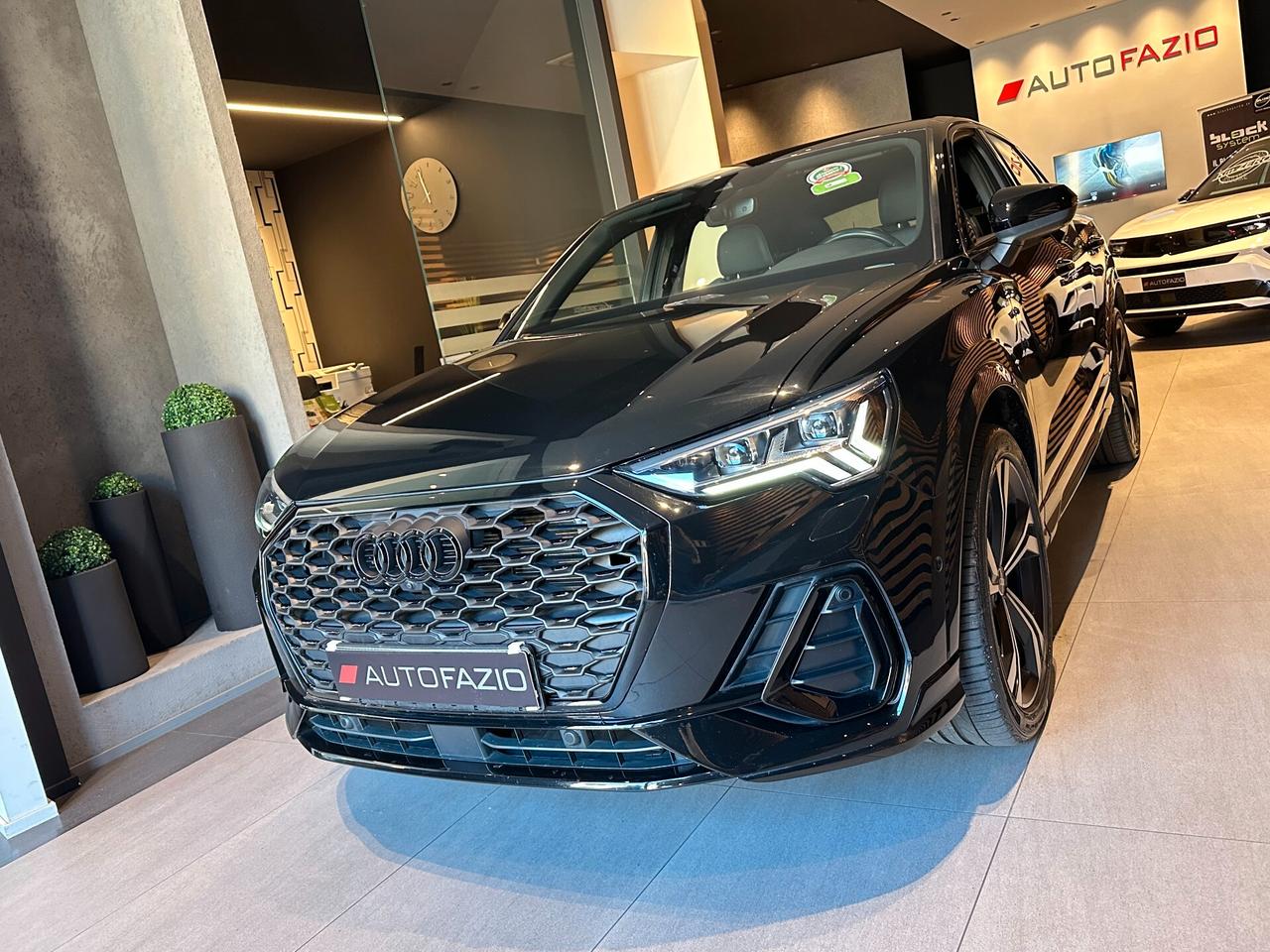 Audi Q3 SPB 35 TDI S line edition