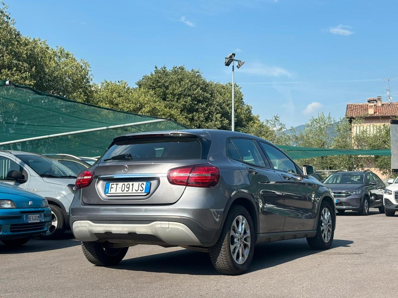 Mercedes-benz GLA 200 180 d Business