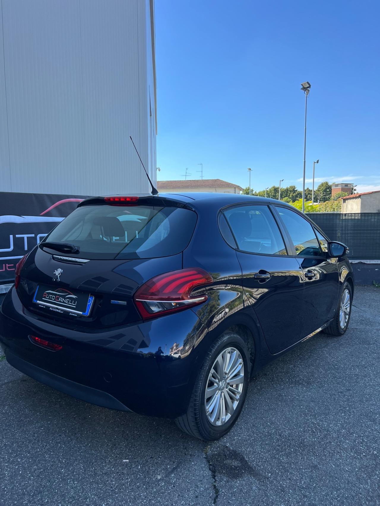 Peugeot 208 PureTech 82 5 porte Allure OCCASIONE NEOPAT