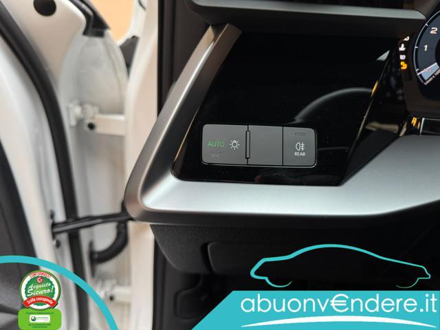 AUDI A3 SPB 35 TFSI Identity Black KM ZERO