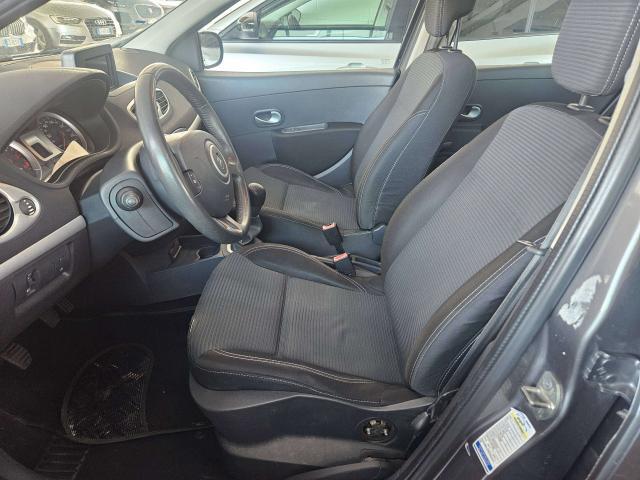 Renault Clio Clio III 2009 5p 1.5 dci Dynamique 75cv