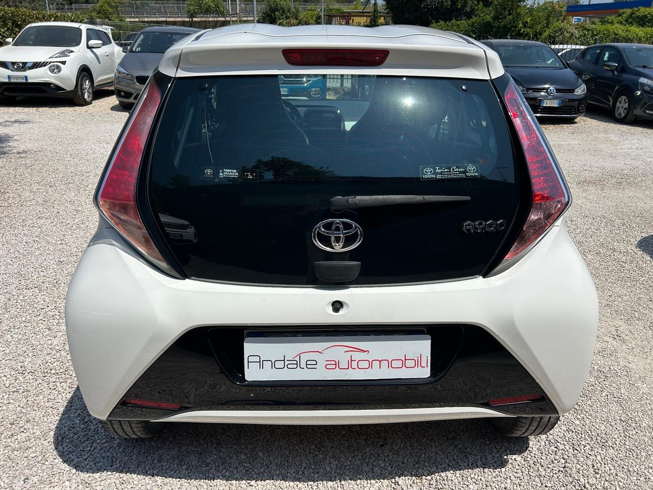 Toyota Aygo 1.0 *77000KM* X-WAVE FULL