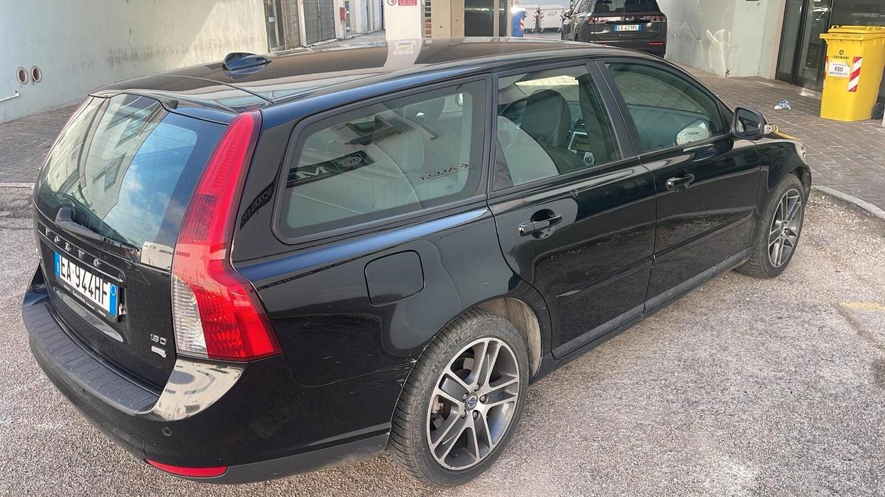 Volvo V50 1.6 D DRIVe cat R-Design