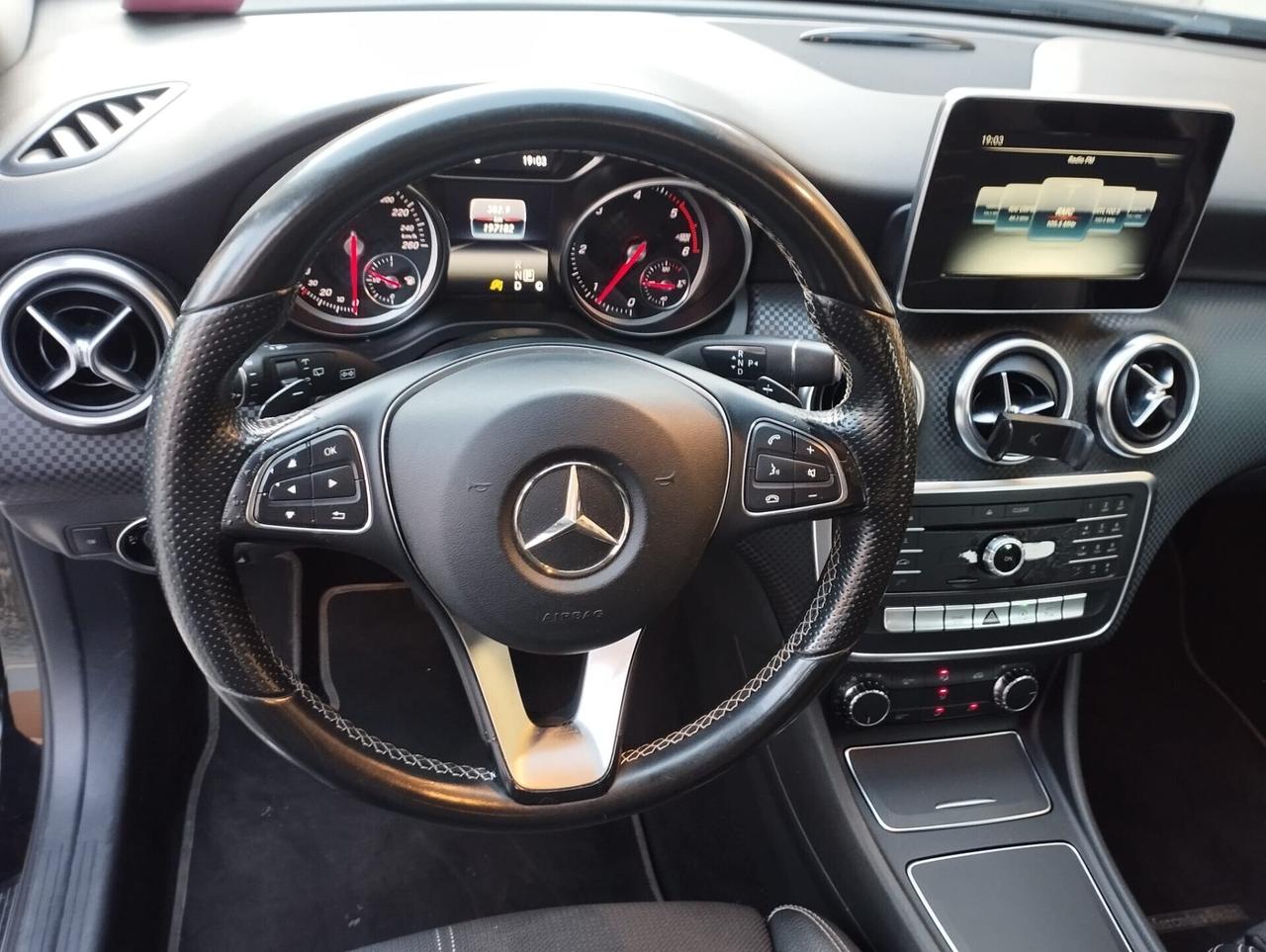 Mercedes-benz A 200 d Sport
