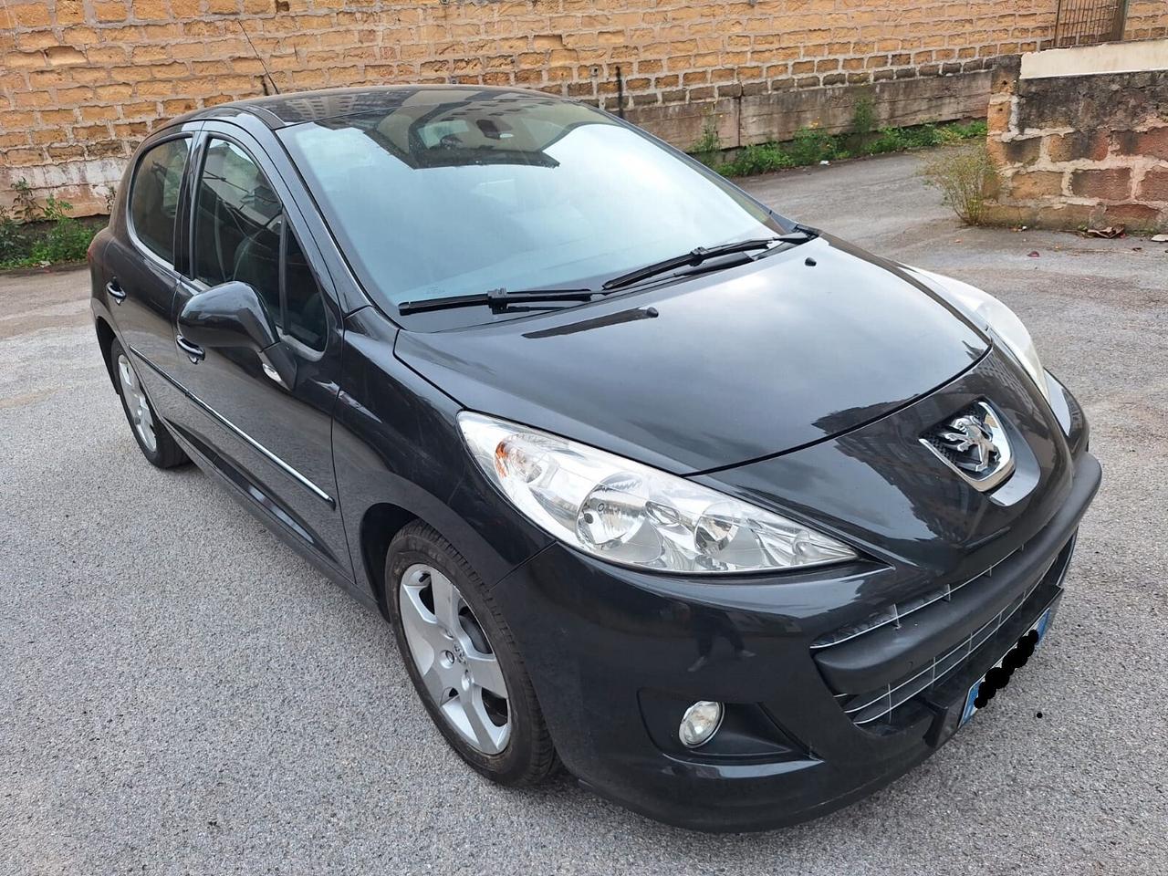 Peugeot 207 1.6 8V HDi 93CV 5p. Allure
