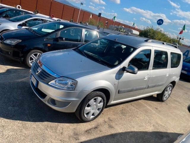 Dacia Logan MCV 1.6 90CV 5 posti Lauréate