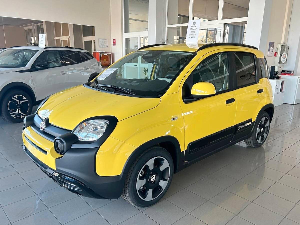 Fiat Panda 1.0 FireFly s&s Hybrid Pandina Cross