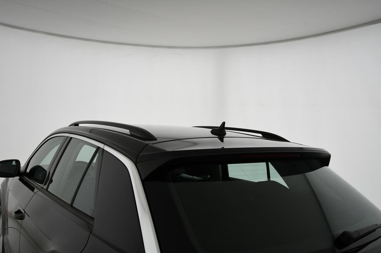 VOLKSWAGEN T-Roc 2022 - T-Roc 1.5 tsi Life dsg APP CONNECT+ACC+LED