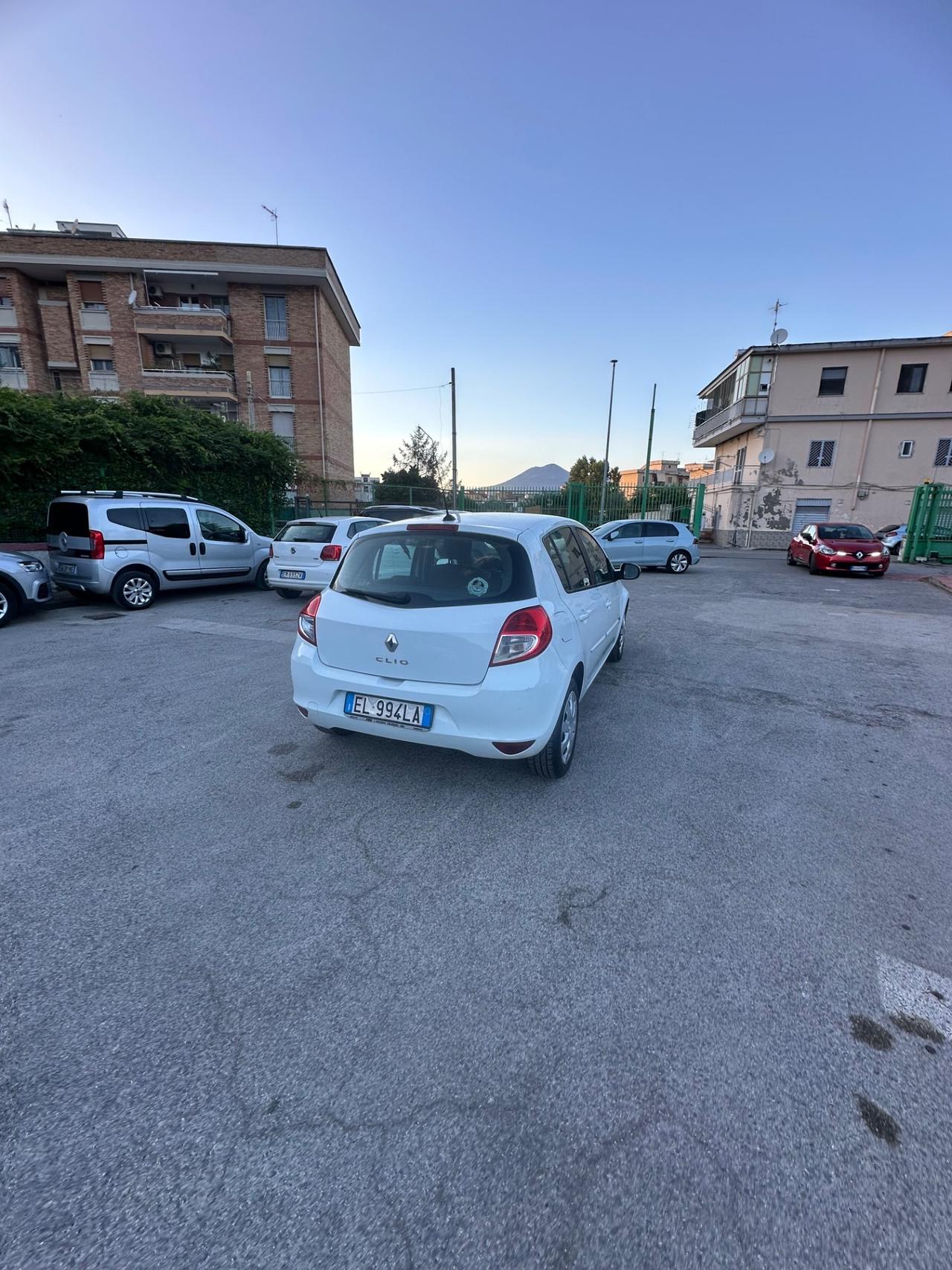Renault Clio 1.2 16V 5 porte GPL Dynamique