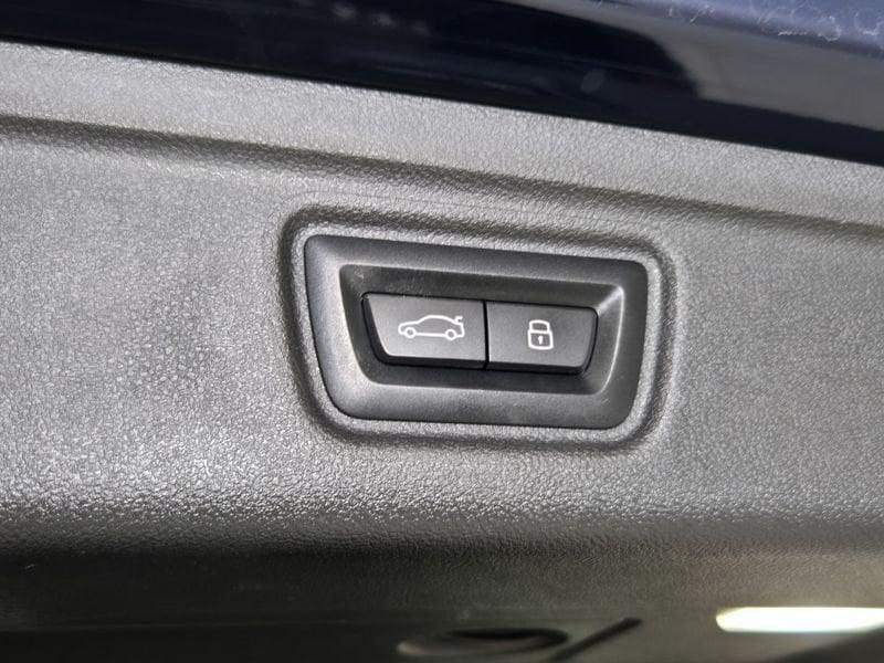 BMW Serie 3 G21 2022 Touring 320d Touring mhev 48V xdrive auto