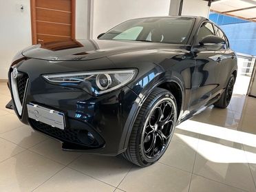 Alfa Romeo Stelvio 2.2 Turbodiesel 210 CV AT8 Q4 Super