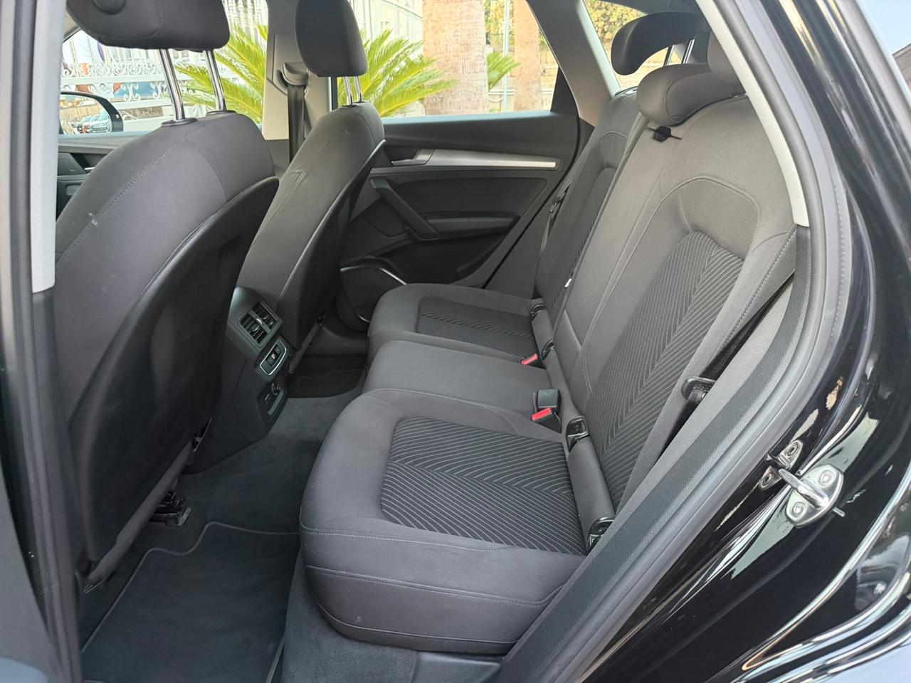 Audi Q5 35 TDI S tronic Business Advance
