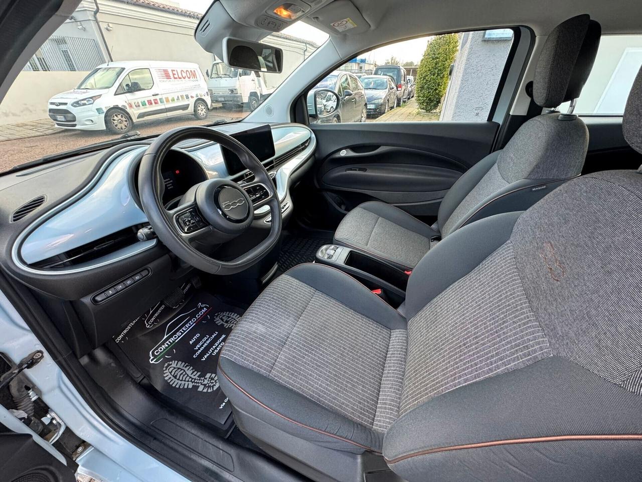 Fiat 500e Icon Berlina 42 kWh