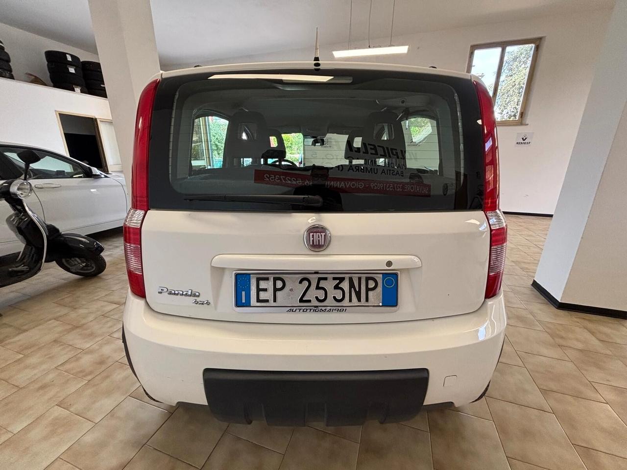 FIAT PANDA ANNO 2012 DS 1.3 ATRAZIONE 4X4 KM 200 MILA