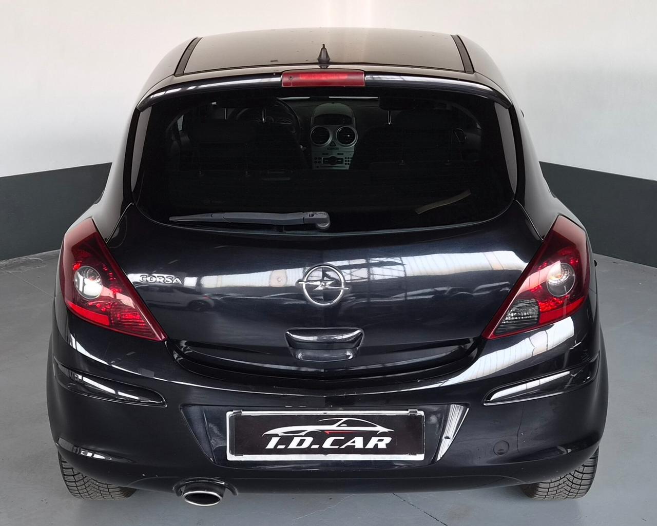 Opel Corsa 1.4 16V 3 porte Sport (OK NEOPATENTATI)