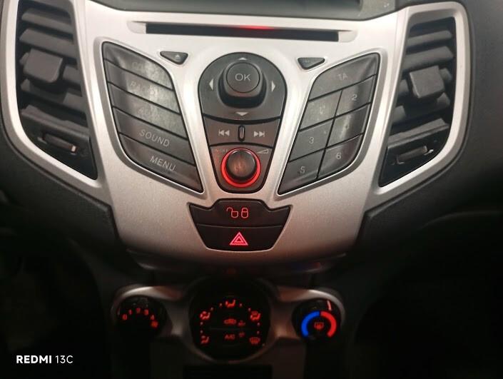 FORD FIESTA DEL 2012 BENZINA GPL FINO AL 2032