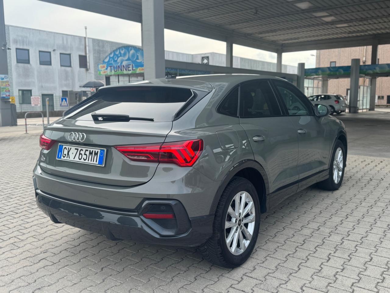 Audi Q3 SPB 35 TDI S tronic Business Plus