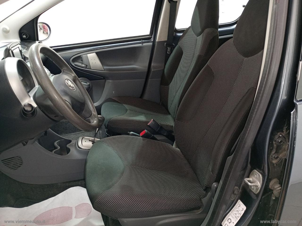 TOYOTA Aygo 1.0 VVT-i 5p. Sol CAMBIO AUTOMATICO