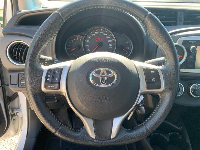 TOYOTA Yaris 1.0 3 porte Active