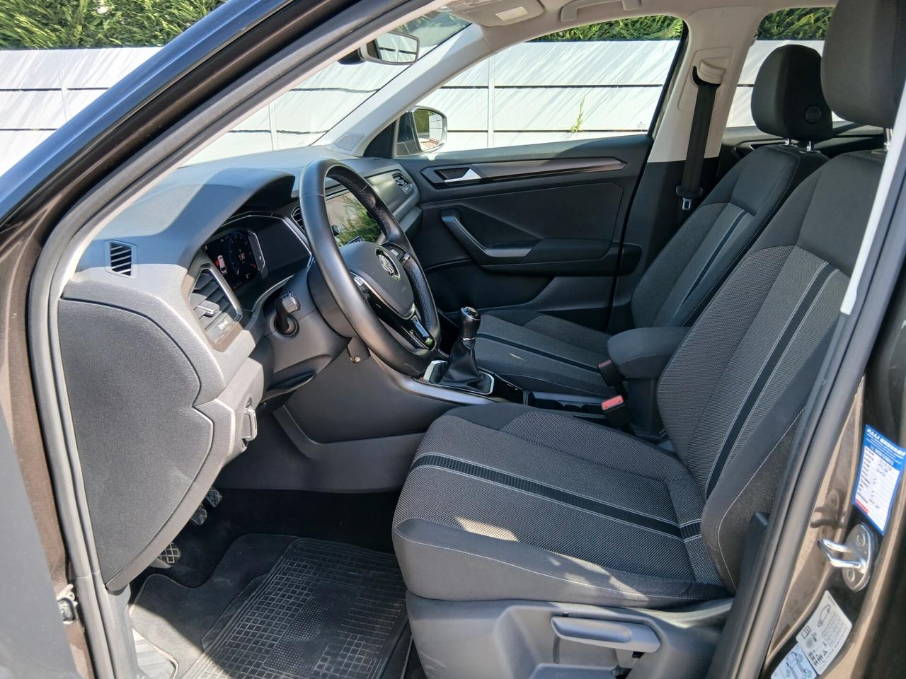 Volkswagen T-Roc 1.0 TSI 115 CV Style +teck pack tua a € 199 mese