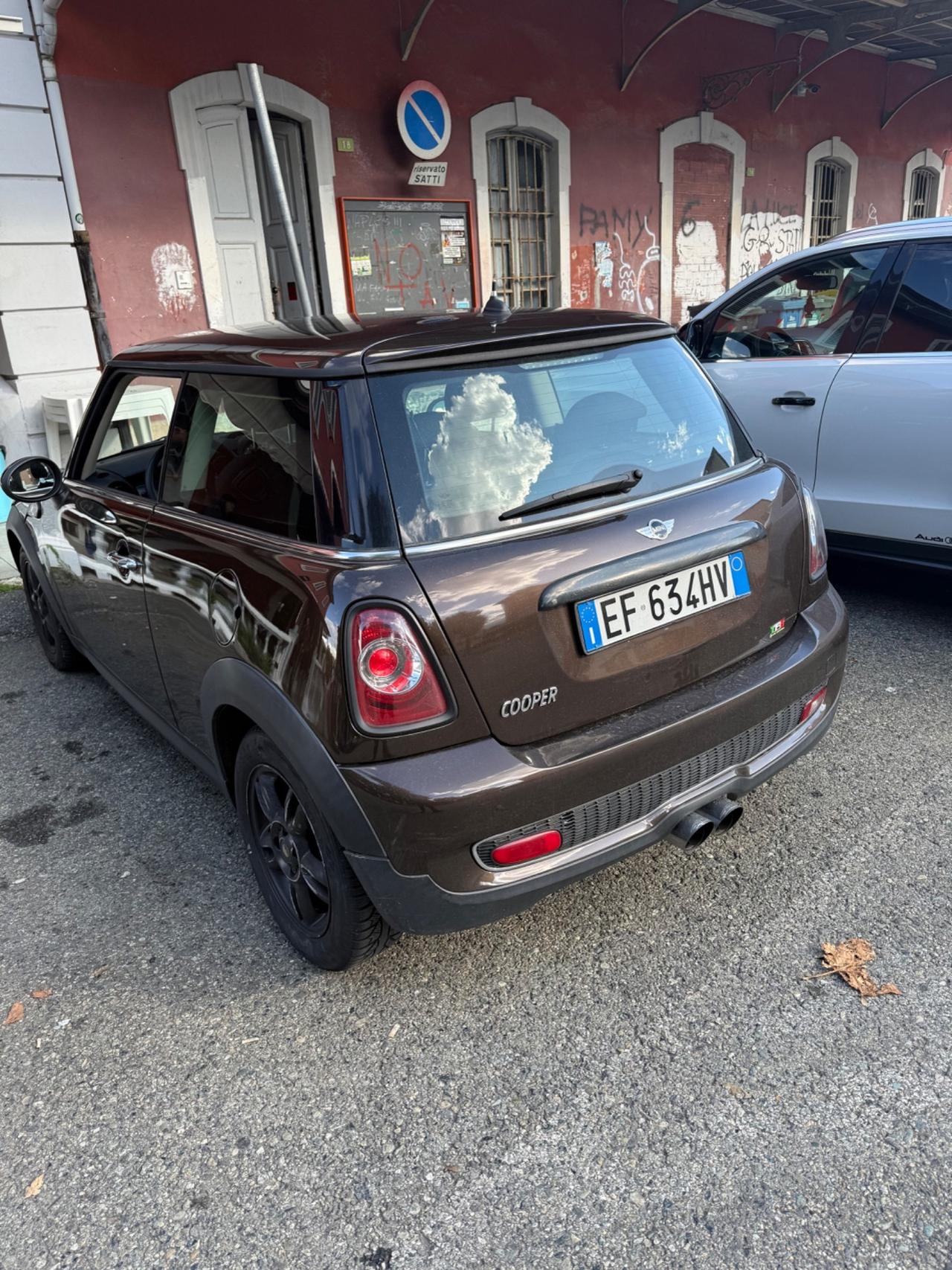 Mini 1.6 16V One (55kW)